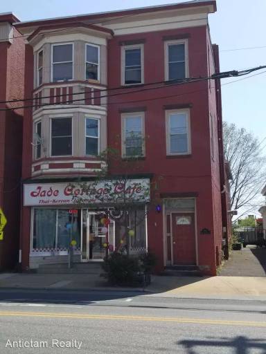 Main picture of 300 W Main St