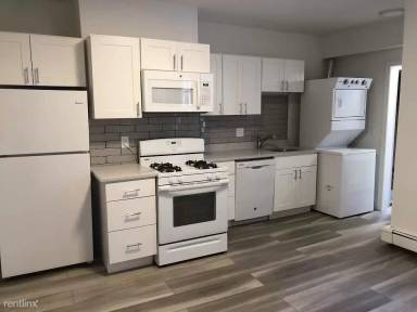 Main picture of 252 Windsor St