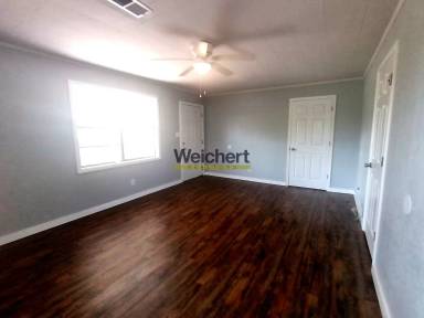 Main picture of 209 S 16th Ave