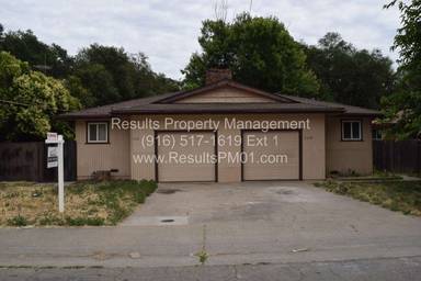 Main picture of 5340 Elsinore Way