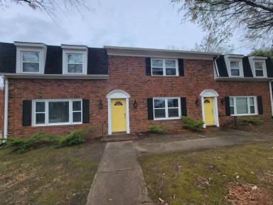 Main picture of 131 E Fisher Ave