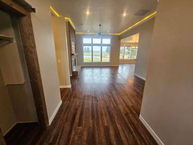 Main picture of 7414 S West Terrace Dr