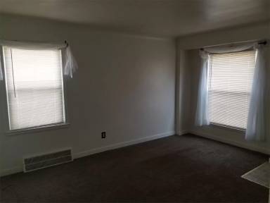 Main picture of 8627 Westwood St