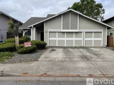 Main picture of 170 Elsbree Cir