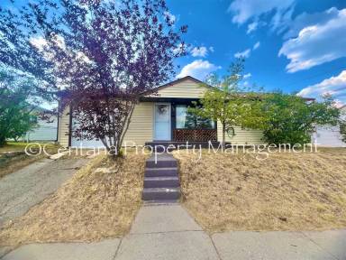 Main picture of 715 8th St
