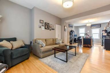 Main picture of 3011 Mary St