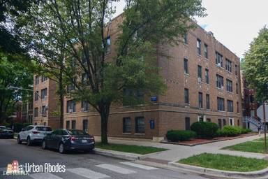 Main picture of 1444 W Byron St & 3900-04 N Janssen Ave