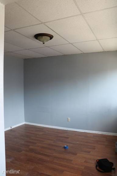 Main picture of 2902 S Quinn St