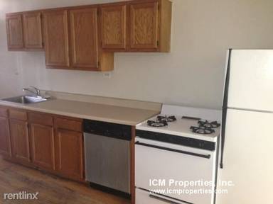 Main picture of 2455 W Logan Blvd
