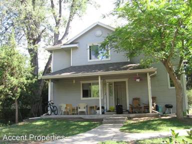 Main picture of 730 Marine St