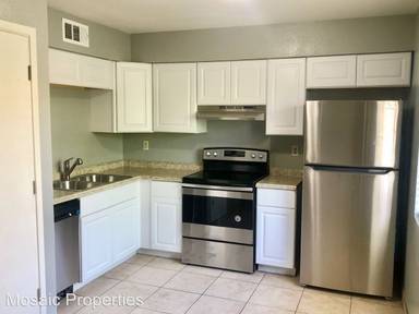 Main picture of 111 N Phyllis