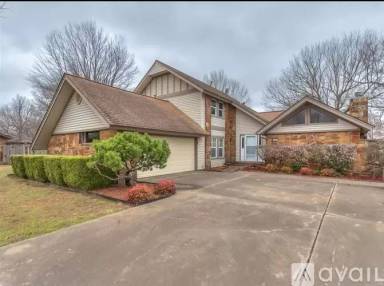 Main picture of 108 Hummingbird Ln