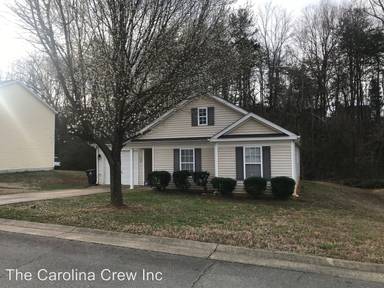 Main picture of 300 Northoaks Dr