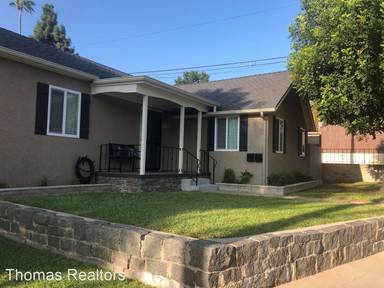 Main picture of 8422 Fresno Ave
