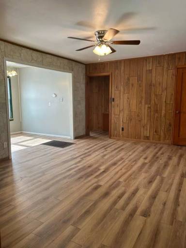 Main picture of 745 N Central St
