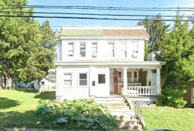 Main picture of 812 E 18th St