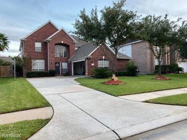 Main picture of 9931 Edgewood Manor Ct