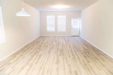 Main picture of 1802 Jasmine Dr