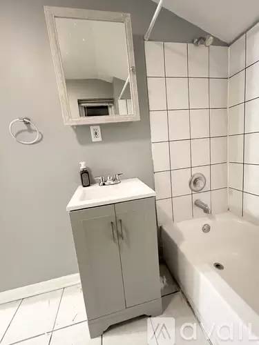 Main picture of 538 W 46th St