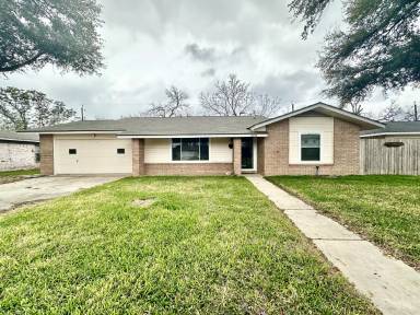 Main picture of 5039 Wycliff Dr