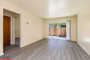 Main picture of 2630 Bowers Ave