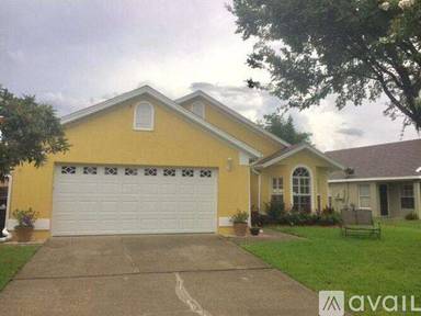 Main picture of 8323 Fort Clinch Ave