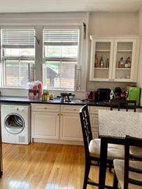 Main picture of 259 Beacon St