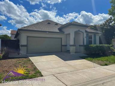 Main picture of 2931 Logansport Way