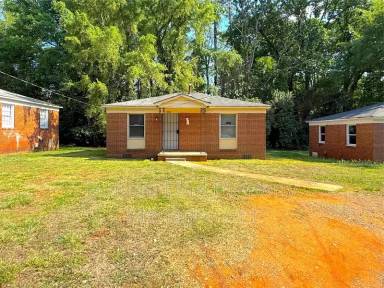 Main picture of 2605 Remington St