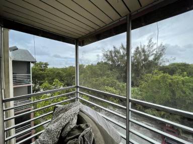 Main picture of Brookfield Square