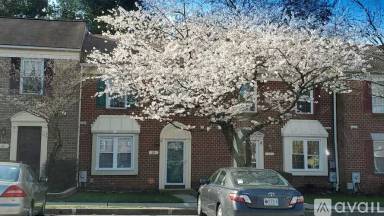 Main picture of 23 Wellspring Cir