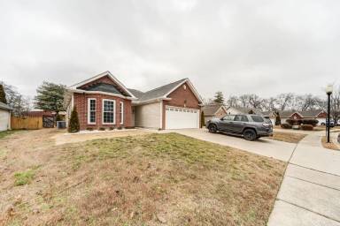 Main picture of 1432 Harrington Dr