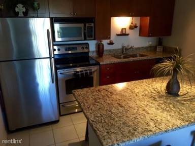 Main picture of Vantage Point Condominiums