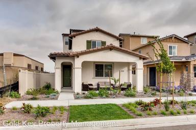 Main picture of 1362 Ortega St