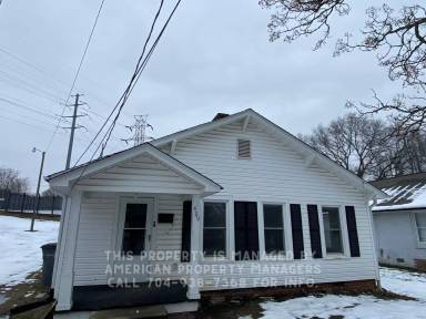 Main picture of 409 E 12th St