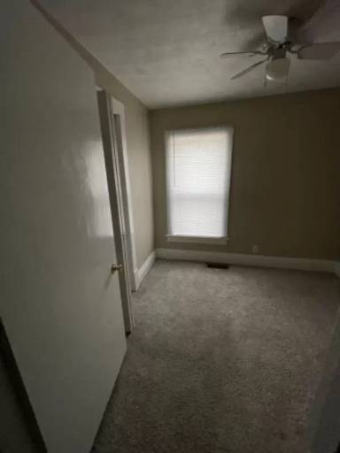 Main picture of 121 W 1st Ave