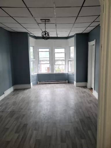 Main picture of 3368 6th Ave