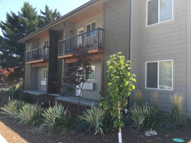 Main picture of 475 N Elliott Ave