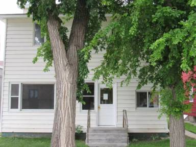 Main picture of 217 Central Ave S
