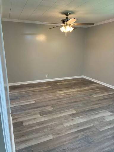Main picture of 800 W 3rd St