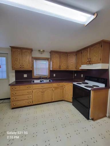 Main picture of 231-233 E King St