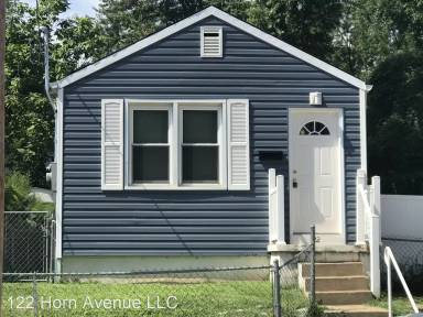 Main picture of 122 Horn Ave