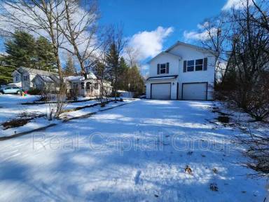 Main picture of 310 Meadowlark Dr