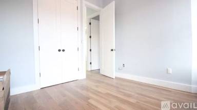 Main picture of 243 Harman St