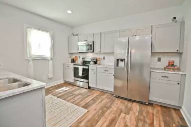 Main picture of 2939 Verdun Ave