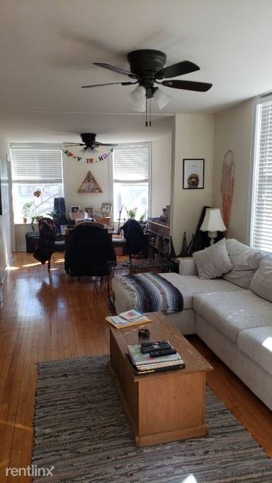 Main picture of 2026 W Webster Ave
