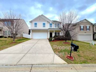 Main picture of 291 Ranlo Ave