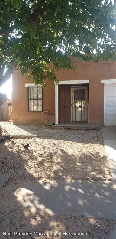 Main picture of 6922 Ivy Pl SW