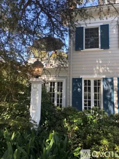 Main picture of 301 S Arden Blvd