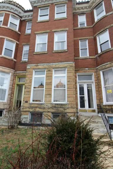 Main picture of 2829 Saint Paul St